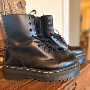 Dr Martens Jadon Boot Smooth Leather Platforms